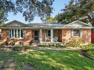 2346 Saint Francis Ave, Dallas, TX 75228