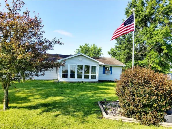 37517 W 228th St, Polo, MO 64671