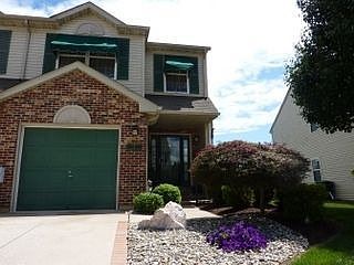 2nd image of 7 Woodcrest Ct