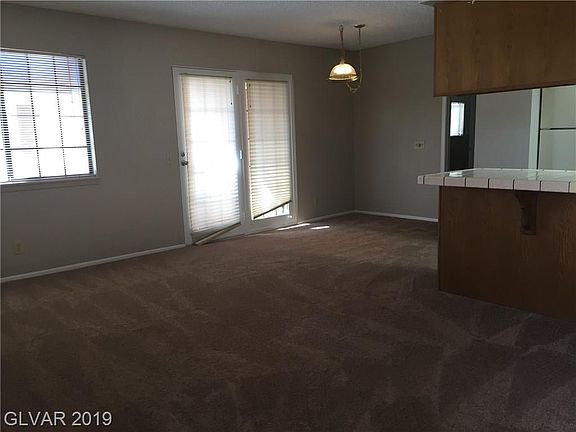 2nd image of 4261 Sanderling Cir Unit 326