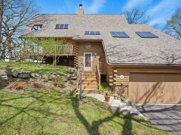 6421 Woodland Trl, Dane, WI 53529