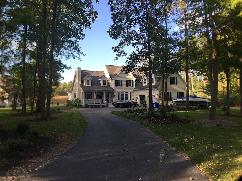 1st image of 129 S Newport Way