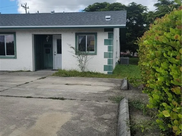 1014 Country Club Blvd Unit 2, Cape Coral, FL 33990