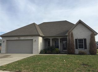 1617 Bell Ford Dr, Seymour, IN 47274