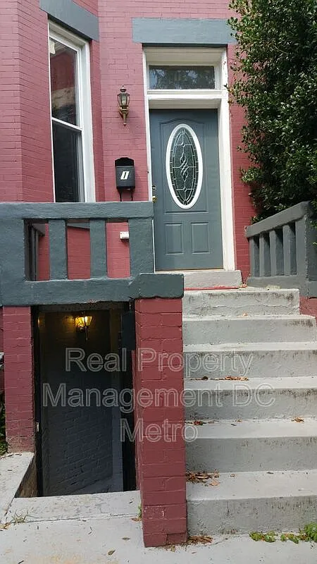 1 bed, 2.0 bath, 900 sqft, $1,475 — Photo 1