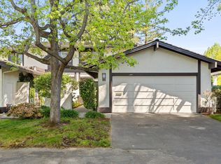 2434 Sharon Oaks Dr, Menlo Park, CA
