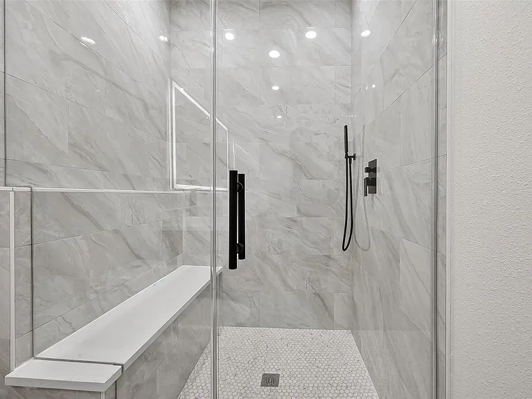 12315 New Jordan Ln — Photo 32