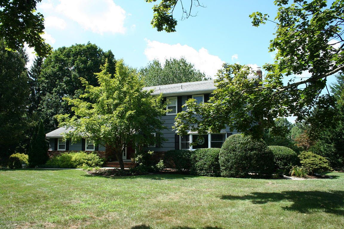 20 Rolling Knolls Dr, Middletown, NJ 07748 Zillow