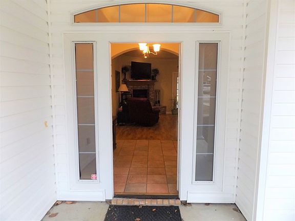 2nd image of 191 Creekwood Dr
