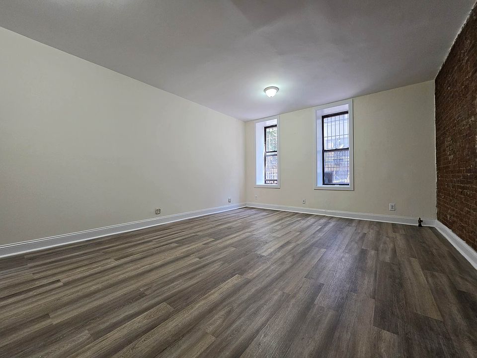 1st image of 16 E 105th St #W