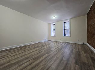 16 E 105th St #W, New York, NY 10029