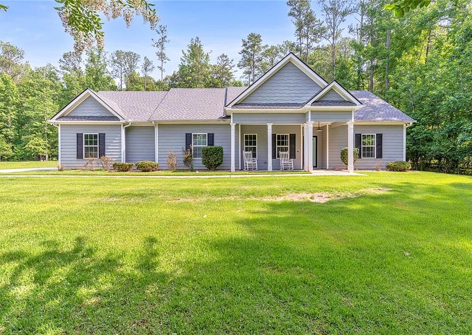 1st image of 145 Emerald Hills Ln
