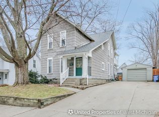 1514 Forrest Ave NE #2, Grand Rapids, MI 49505