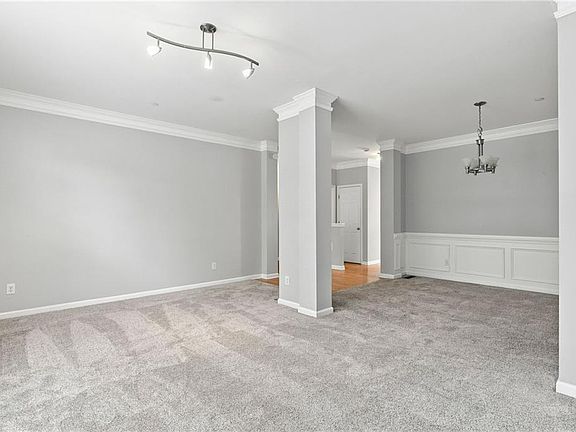 4th image of 138 Wetherbrooke Ln #3