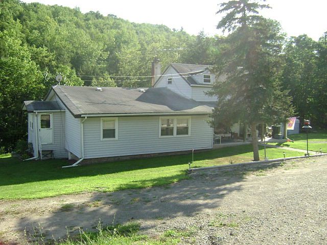 2nd image of 8852 Gibson Rd