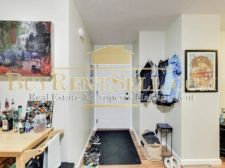 3317 1st Ave S #7 — Photo 8