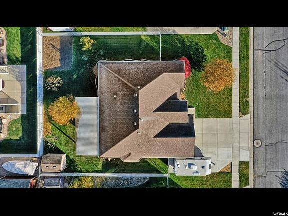 3rd image of 1144 S Banbury Dr