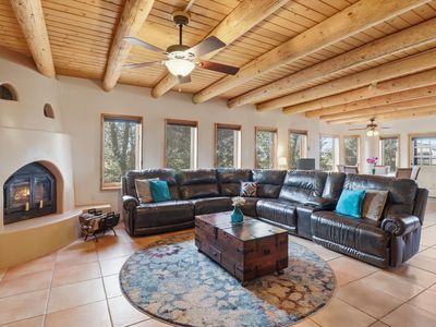 19 Aventura Rd, Santa Fe, NM, 87508