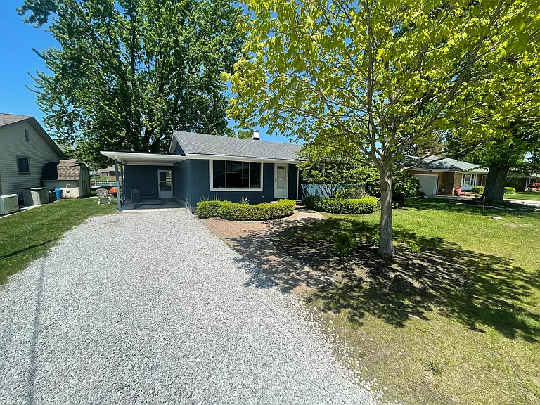 7288 Cardinal St — Photo 34