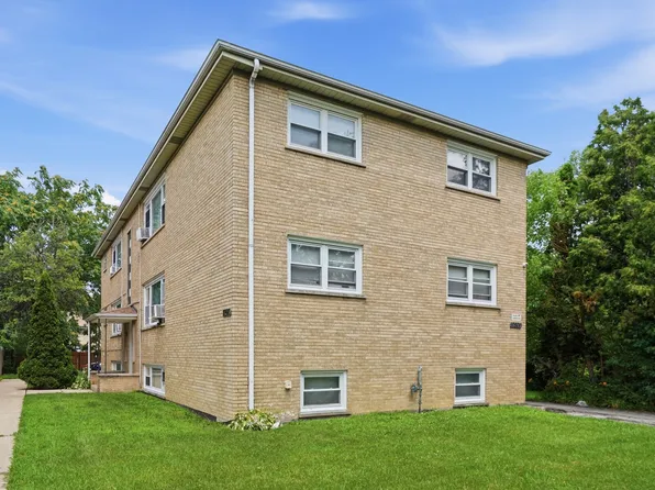 10500 Lyman Ave, Chicago Ridge, IL 60415