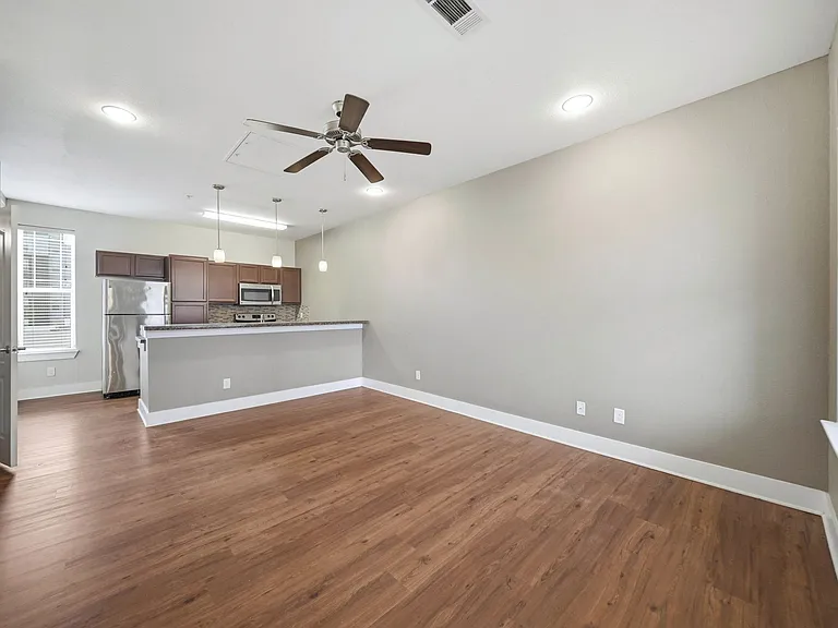 Northgate Proper — Photo 7