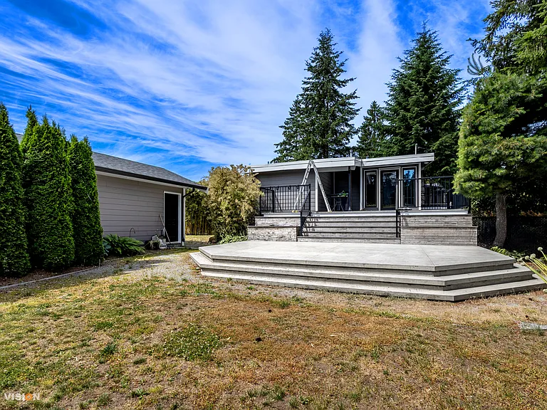 1630 Balmoral Ave — Photo 25