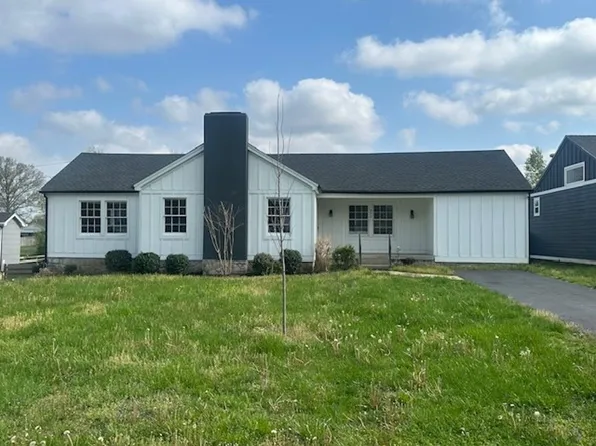 632 Nutwood St, Bowling Green, KY 42103