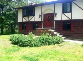 4 Paris Olney Hopkins Rd #B, Foster, RI 02825