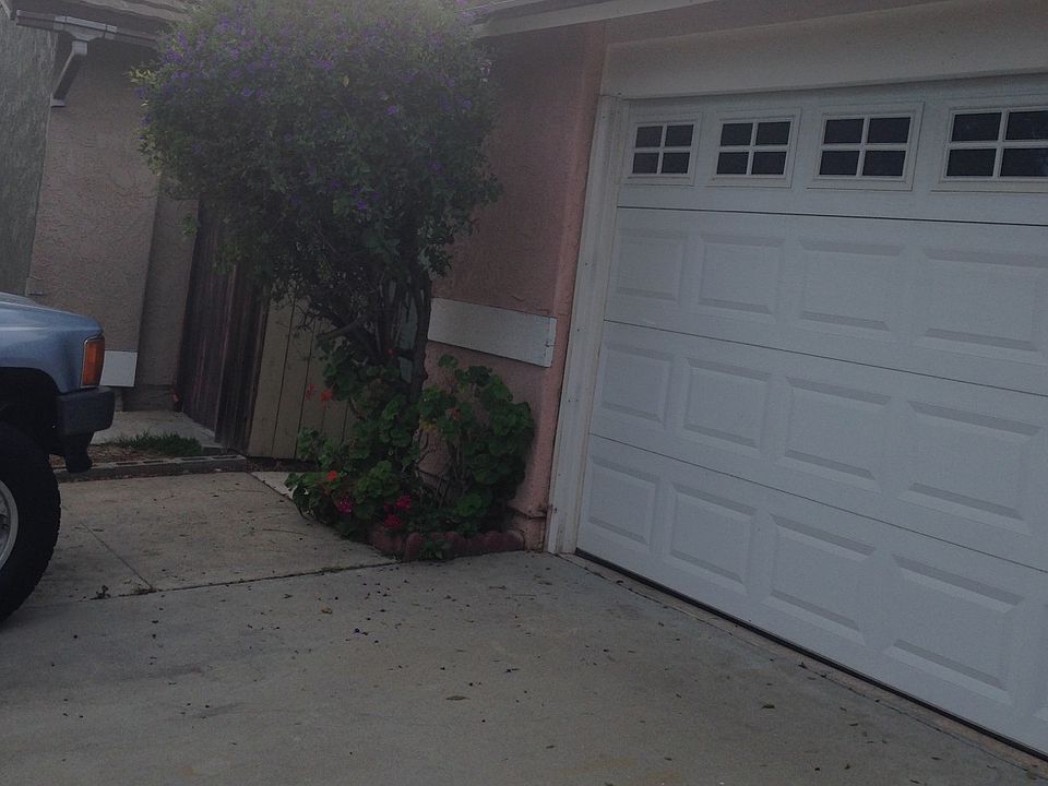 2nd image of 2621 Stern Ln