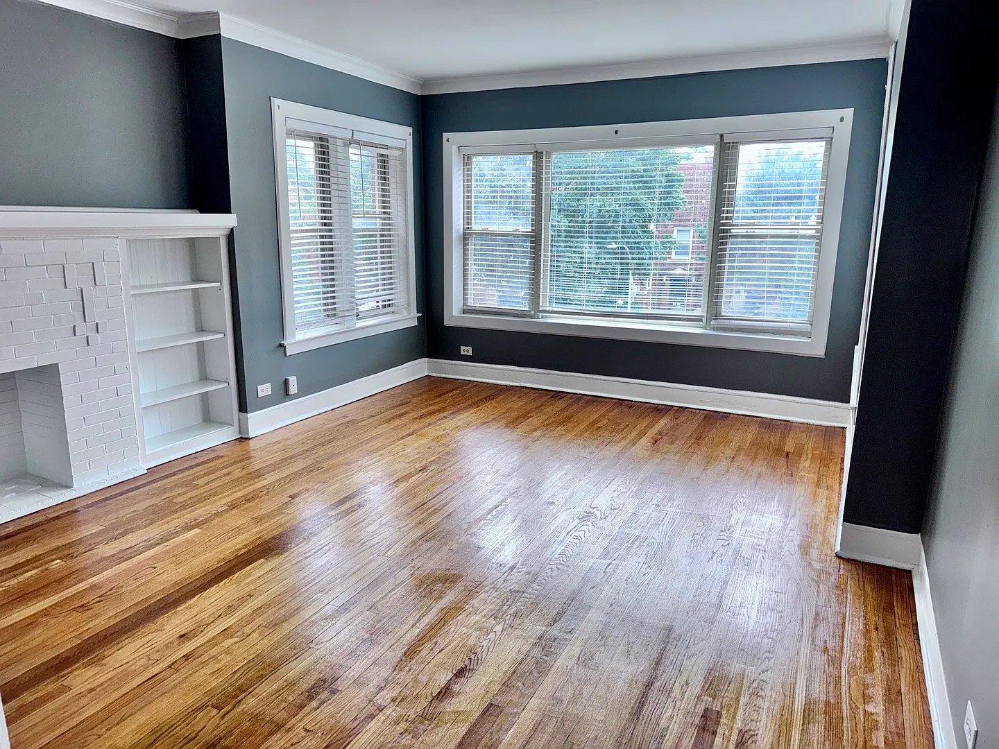 2 bed, 1400 sqft, $1,500 — Photo 2