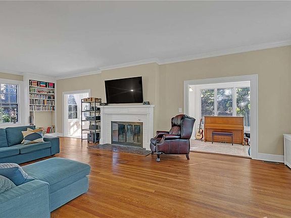 5th image of 7423 Chipping Rd