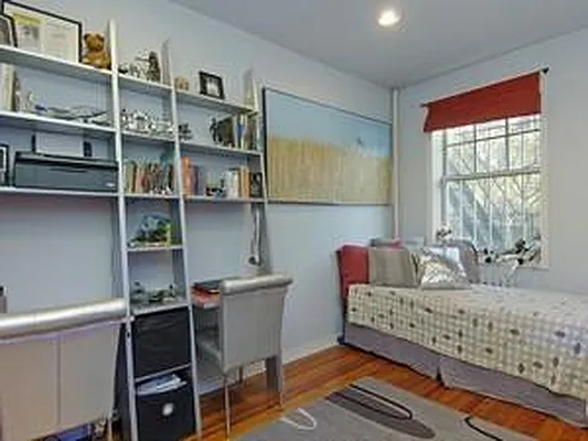 Rented by Corcoran | media 30