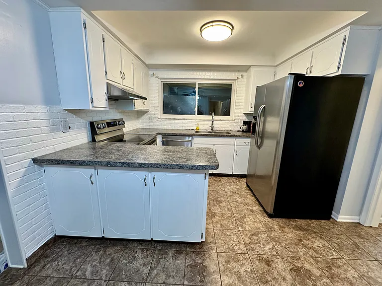 28273 Newland Dr — Photo 17