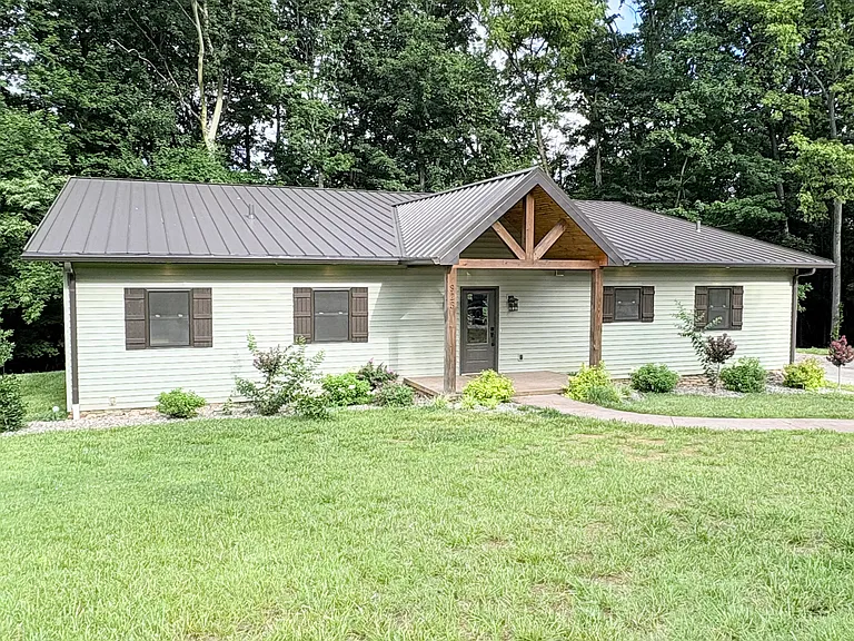 925 Clifton Church Rd — Photo 1