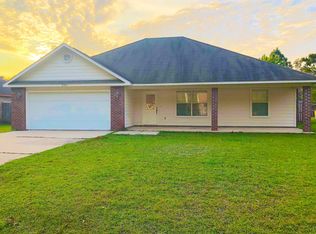 2509 Honduras Dr, Gautier, MS 39553