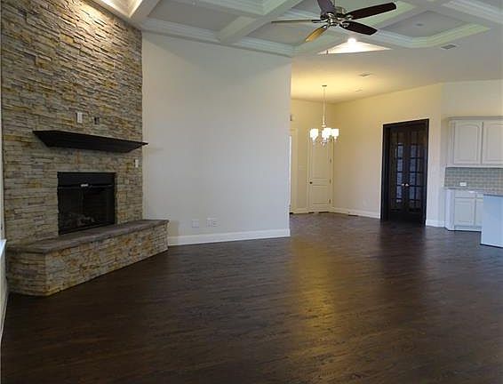 3rd image of 241 Saint Mark Ln