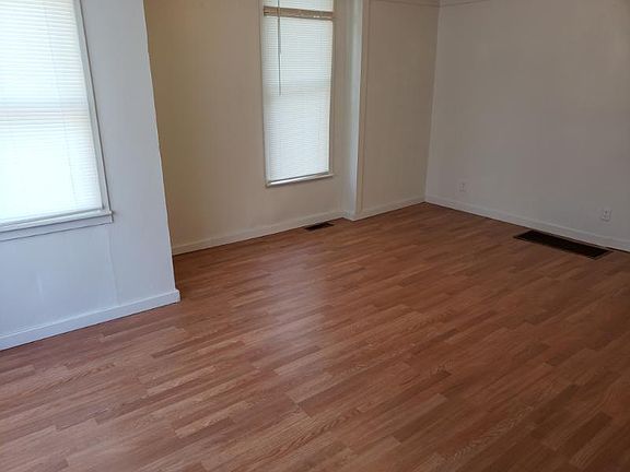4th image of 417 S New York Ave