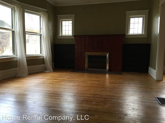 5th image of 316 Orchard Hill St SE APT 1