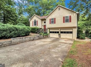 71 Jessica Dr, Hiram, GA 30141