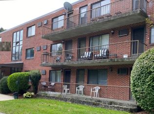 10 Rutledge St APT 1C, Worcester, MA 01604