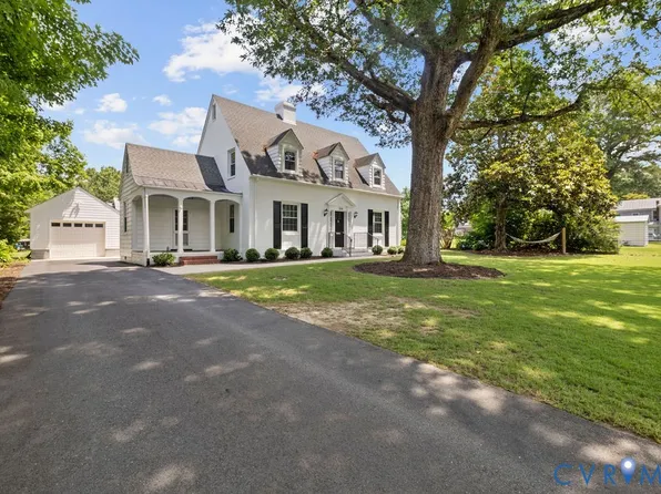 504 5th St, Blackstone, VA 23824