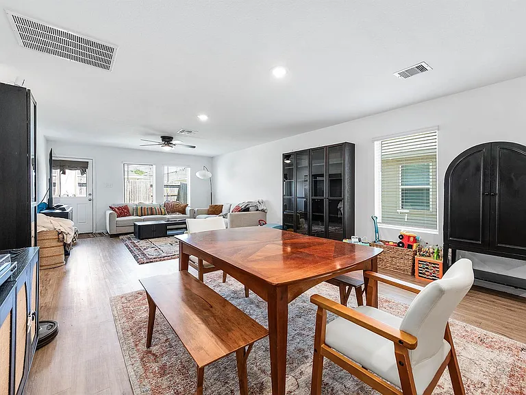 24114 Wandering Brook Dr — Photo 10