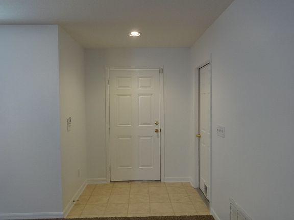 3rd image of 10305 Lakeside Vista Dr