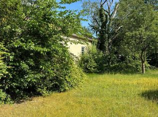 12 W Madison St, Paulsboro, NJ
