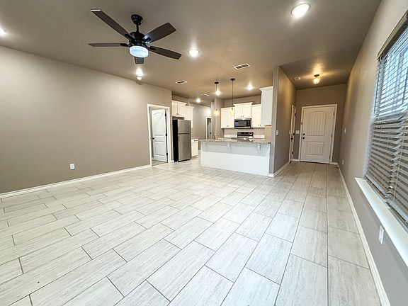 3rd image of 1509 Avenue O