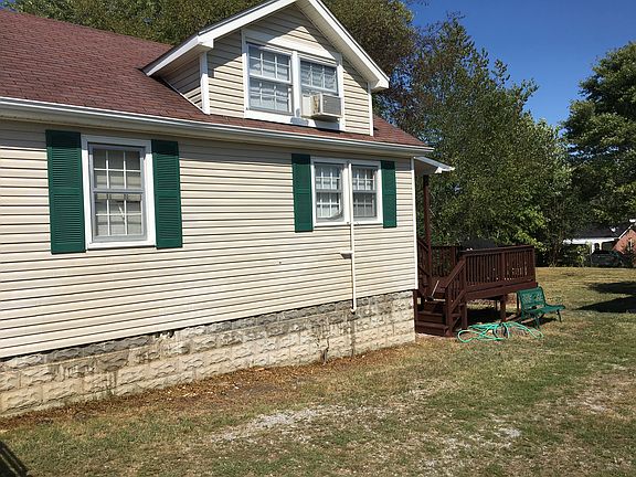 3rd image of 203 Mason St