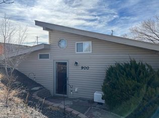 900 3rd Ave, Edgemont, SD 57735