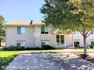8009 S 49th St APT 1, Omaha, NE 68157