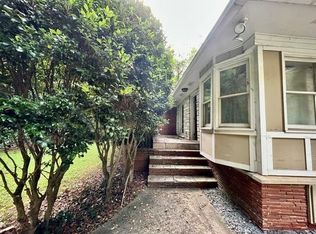 2561 Midway Rd, Decatur, GA 30030
