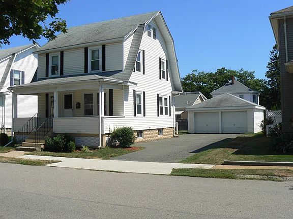 3rd image of 76 Fairview Ave